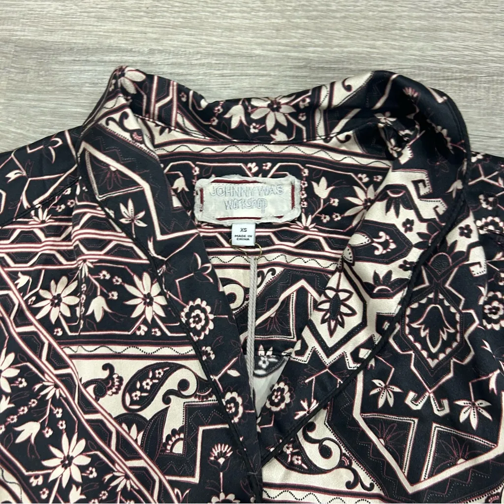 Johnny Was Ophelia Velvet Mix Pajama Top Black NWT Size XS - Image 3