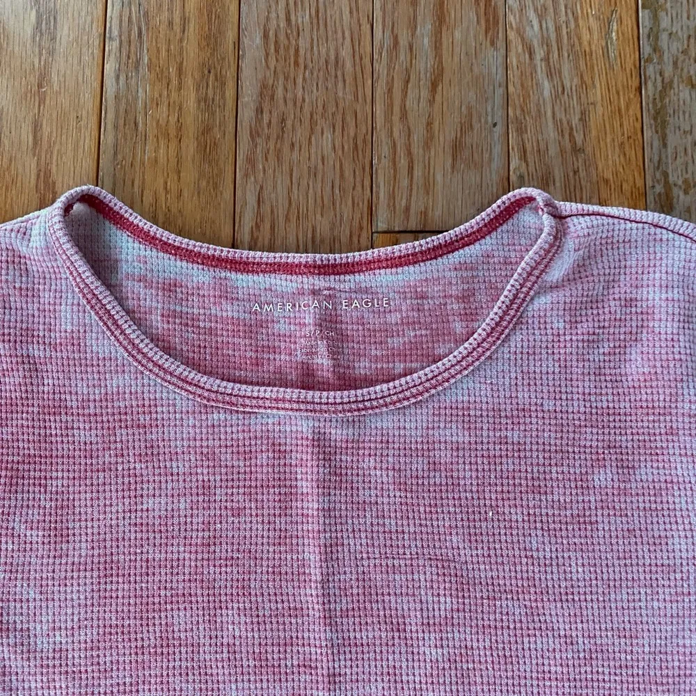 Pink American Eagle lettuce trim baby tee - Image 2