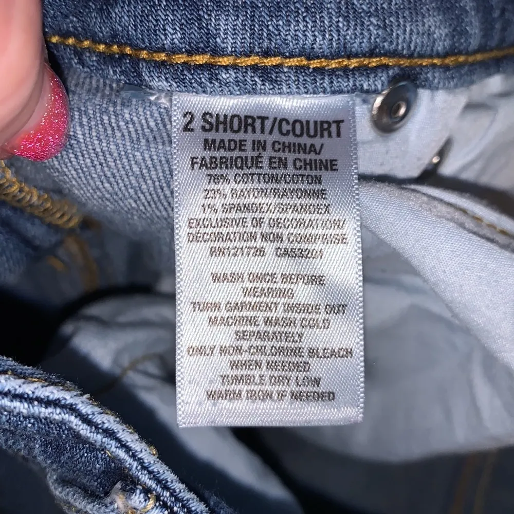 Aeropostale 2 short straight leg skinny jeans - Image 8