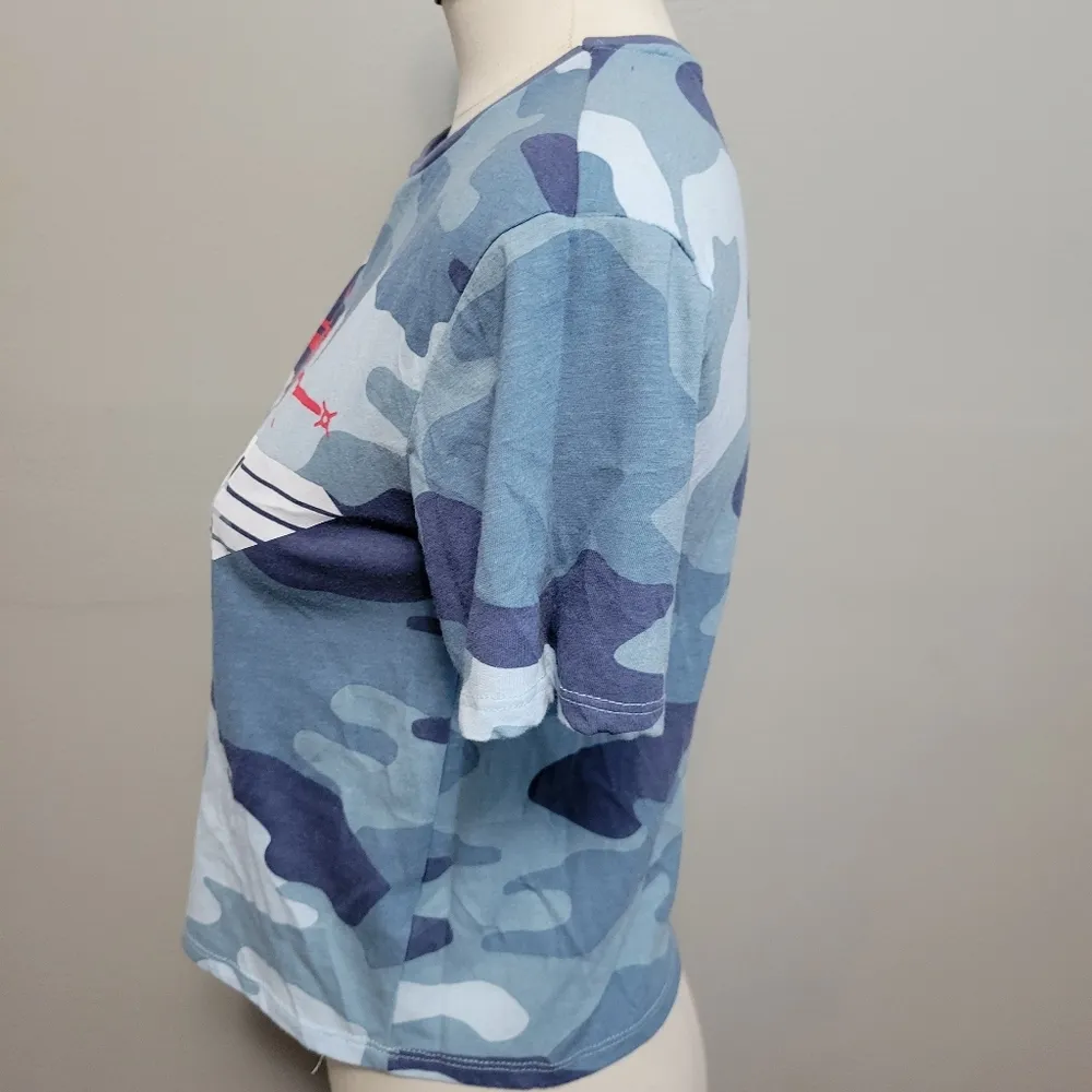 Top Gun Maverick Camo Cropped Tee Size xs - Image 5