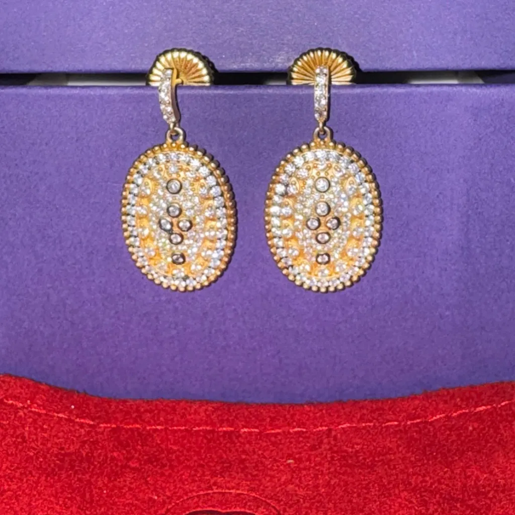 Freida Rothman, gorgeous gold earrings - Image 2