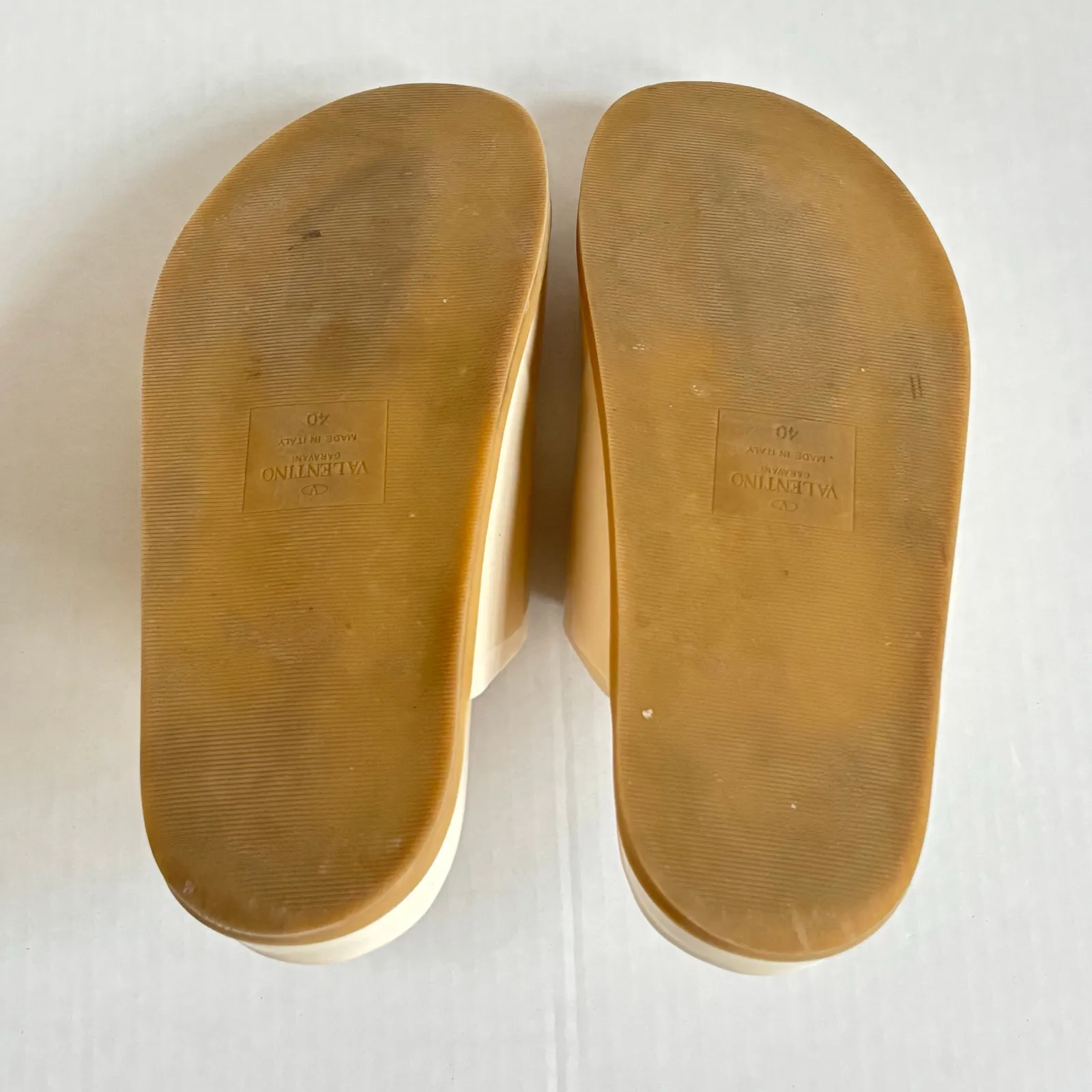 Valentino Garavani One Stud Flat Slide Sandals Ivory White Patent Mule Size 40 - Image 8