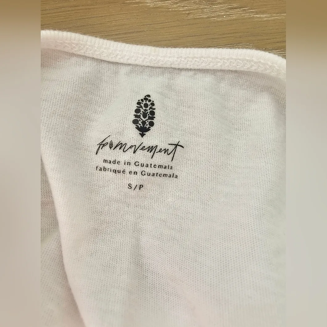 Free People Inhale Henley Graphic Tee Size Small - Image 6