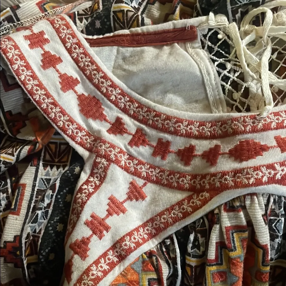 Jolt Multicolor Tribal Pattern Top - Image 5