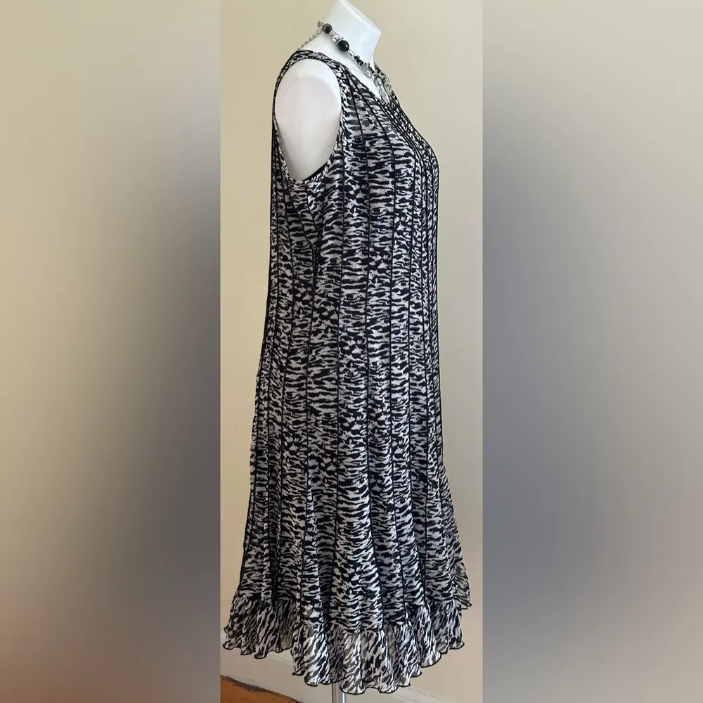 Jones New York Black & White Sheer Animal Print Pleated. With Slip Dress Sz 16W - Image 6