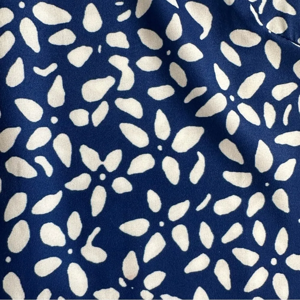 Noracora Maxi Dress White Floral Short Sleeves Side Pockets Dress Size Small - Image 9