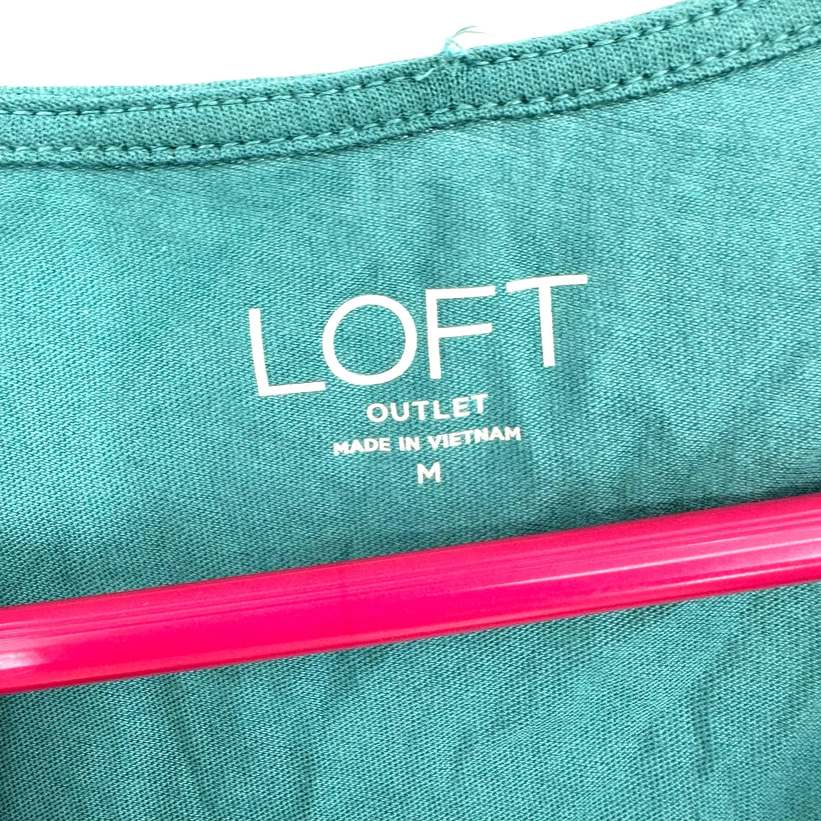 Loft Outlet Size Medium Tank‎ Green Ruffle Sleeveless Undershirt Loose Flowy - Image 3