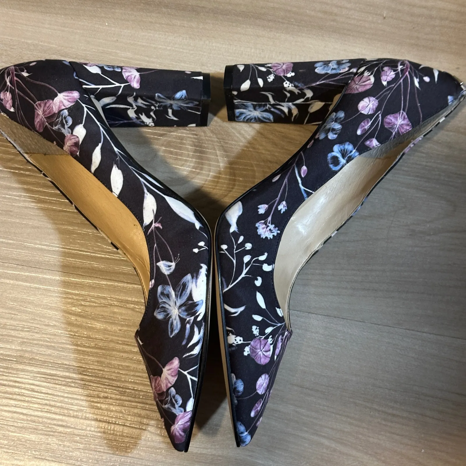 Ivanka Trump Floral Print Pointed Toe Block Heels Women Size 10 - Image 9