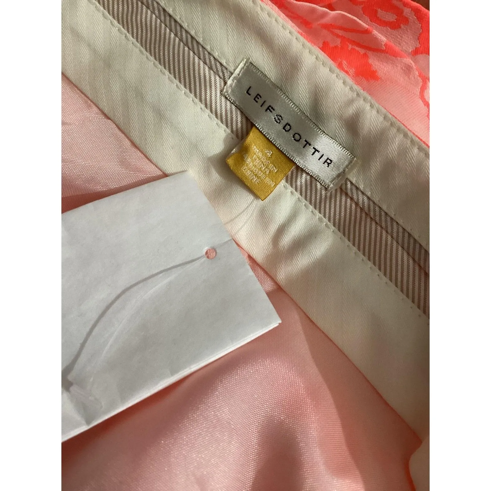 Leifsdottir Shorts Womens 4 Pink White Floral Jacquard Dressy Summer New Tags - Image 3