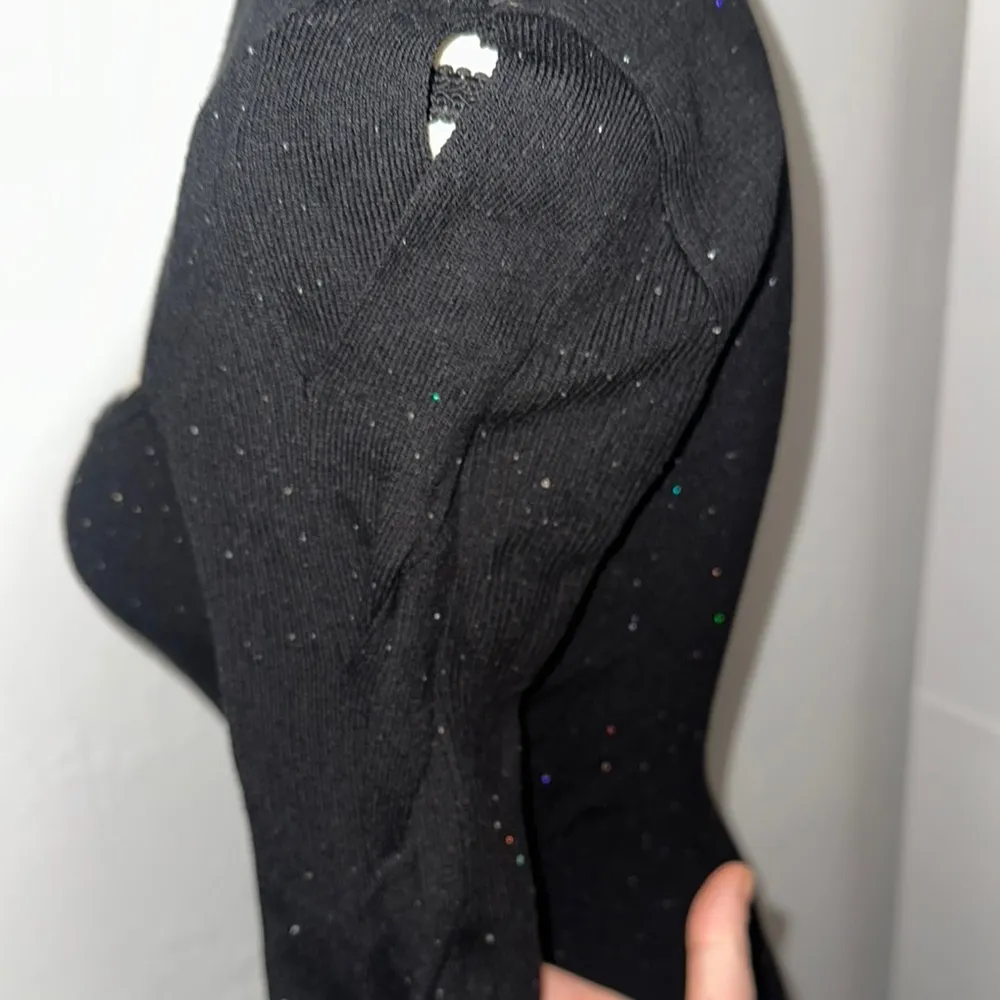 NWOT Guess Sparkly Black Women's Top - Image 3
