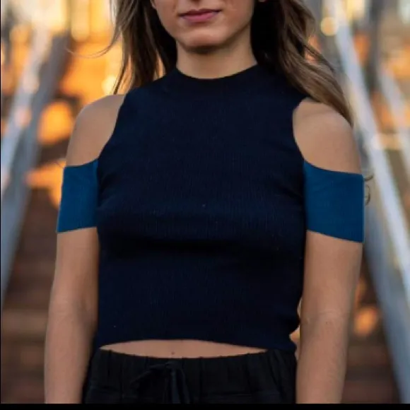 Blue Silence + Noise cut out color block tank Size Medium - Image 9