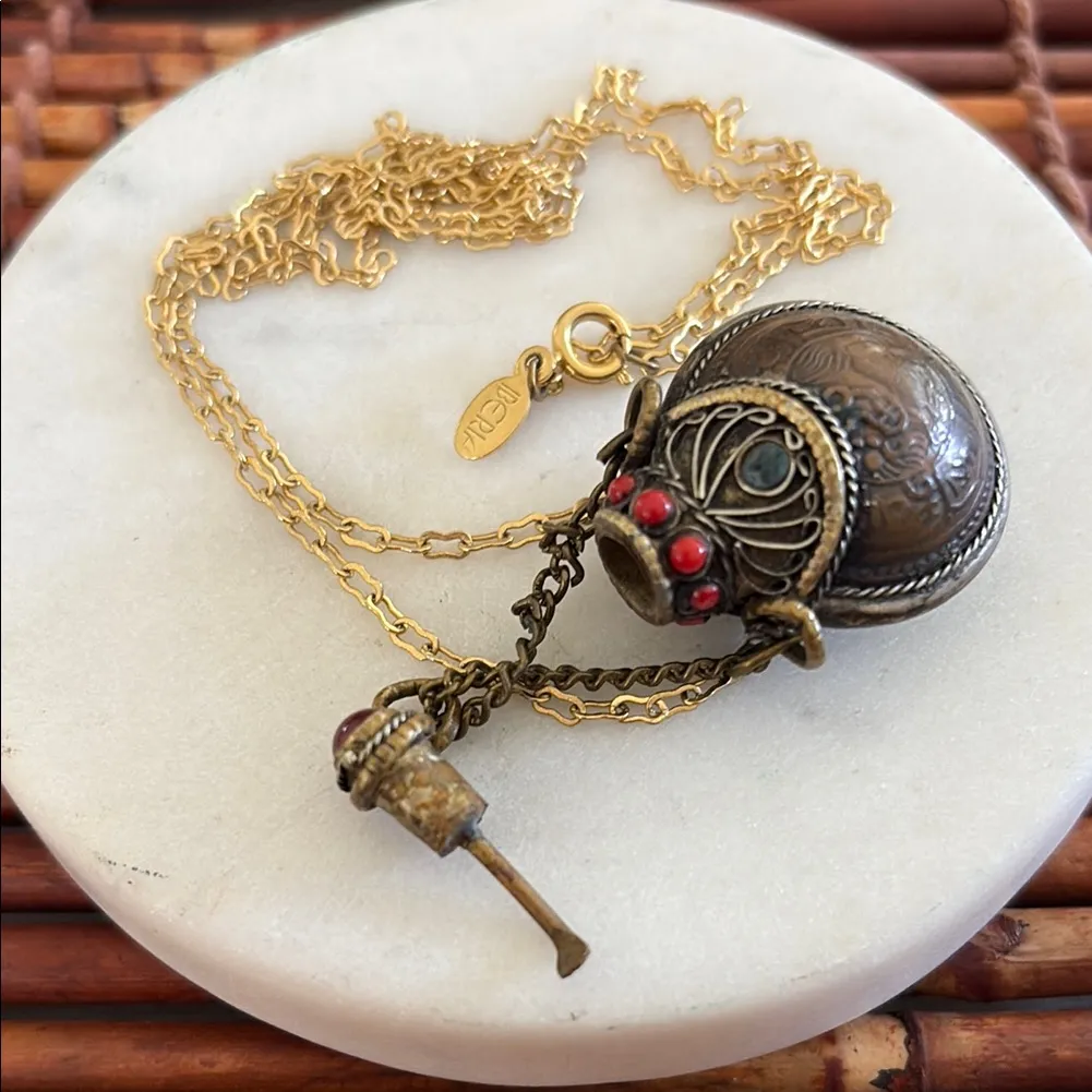 Gold and Red Snuff Box Necklace with Rustic Design - Image 4