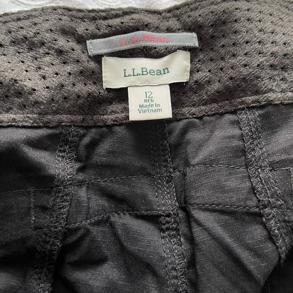 LL Bean black zip off pants - Image 4