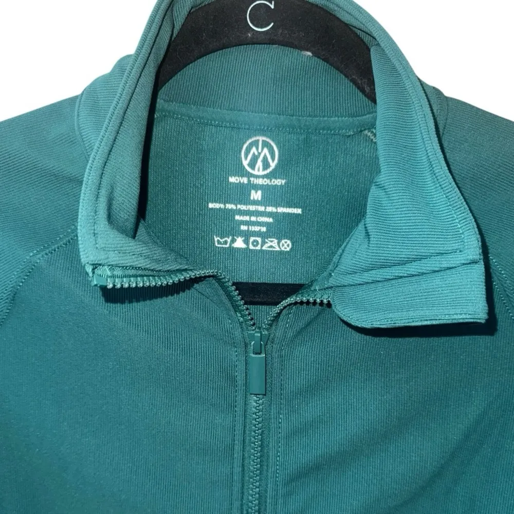 Hunter green ribbed athletic zip up jacket Size M - Image 2