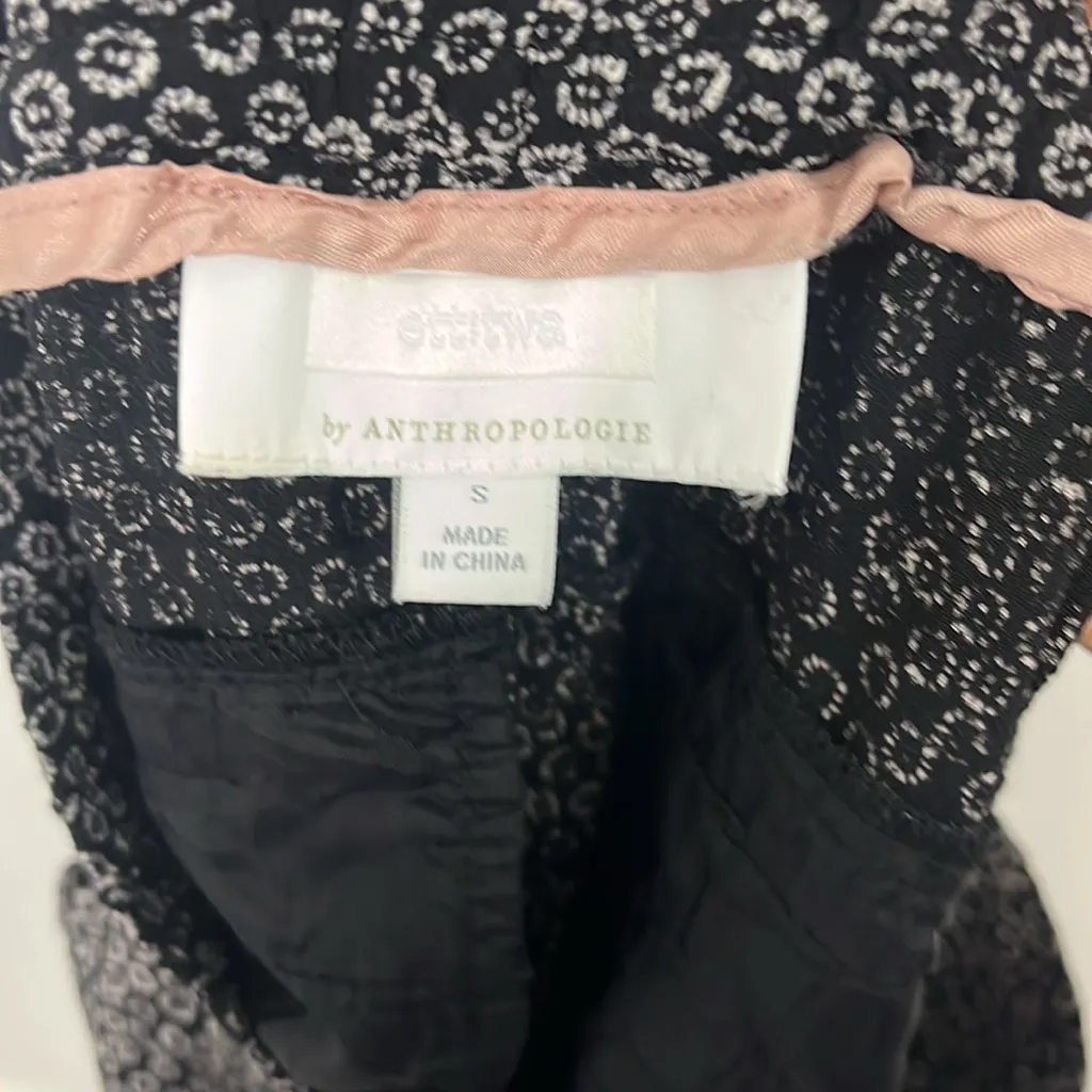 Anthropologie ett:twa Small Black, Gray Floral Print Track Stripe Crop Joggers - Image 12
