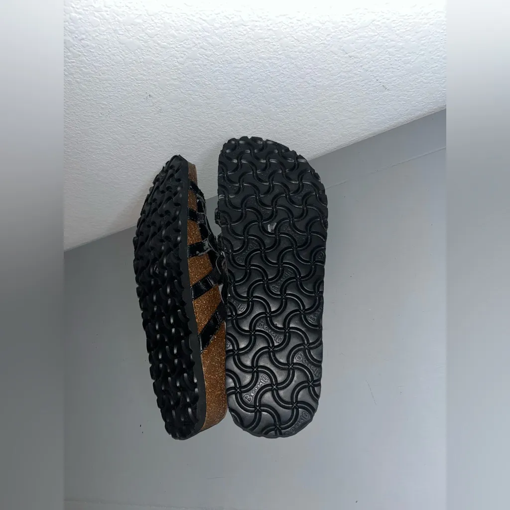 Betula Butterfly Black Crocodile Embossed Skin Look Studded Sandals Tan Size 11 - Image 5