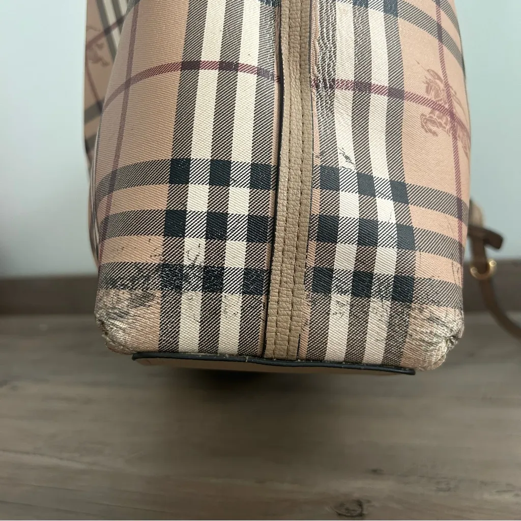 Authentic Burberry Haymarket Check Tan Leather Reversible Medium Tote Bag - Image 14