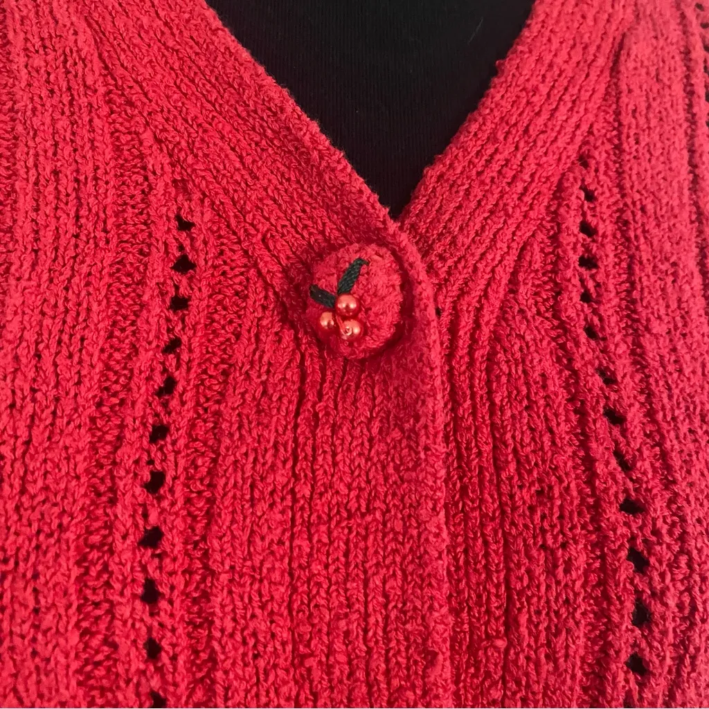 Vintage 90’s Eagle’s Eye Christmas Holly Berry Cardigan Sweater Red Size L - Image 2