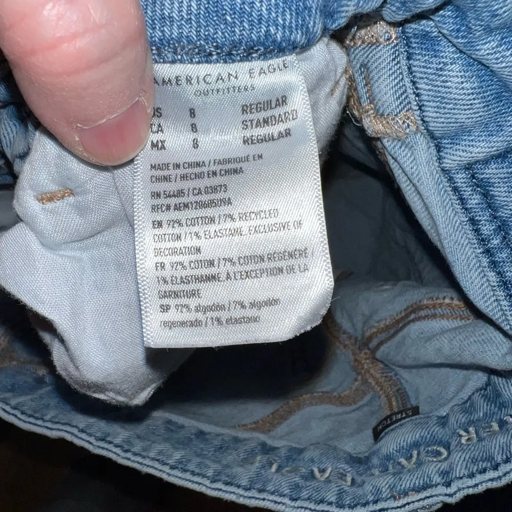 Super Cool American Eagle Curvy Mom Jeans! - Image 7