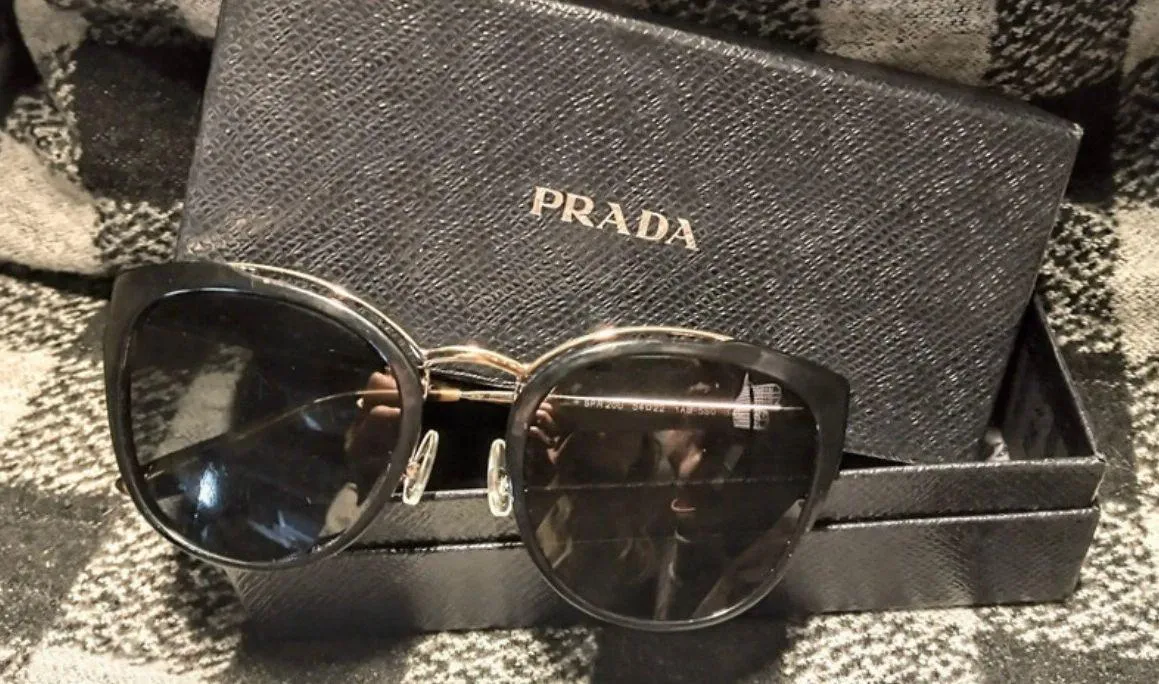 Prada Sunnies - Image 9
