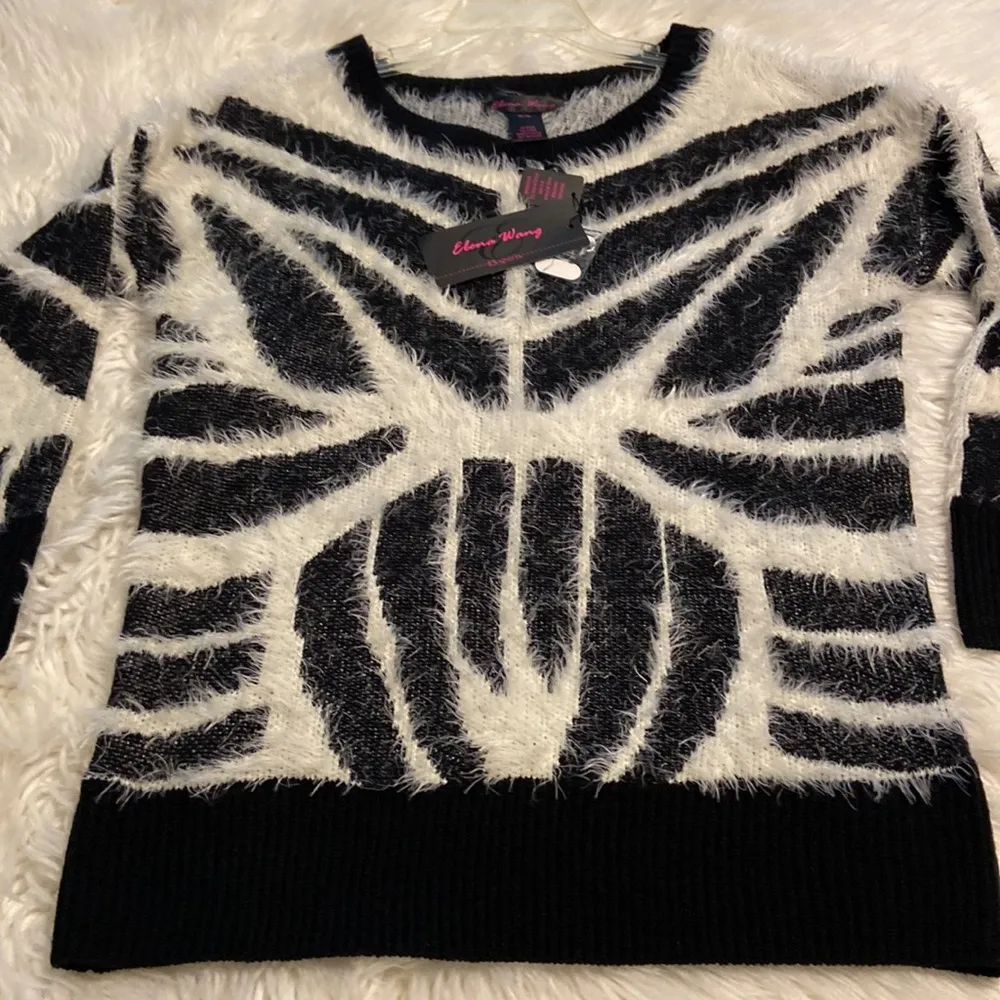 Elena Wang Beautiful Sweater - Image 12