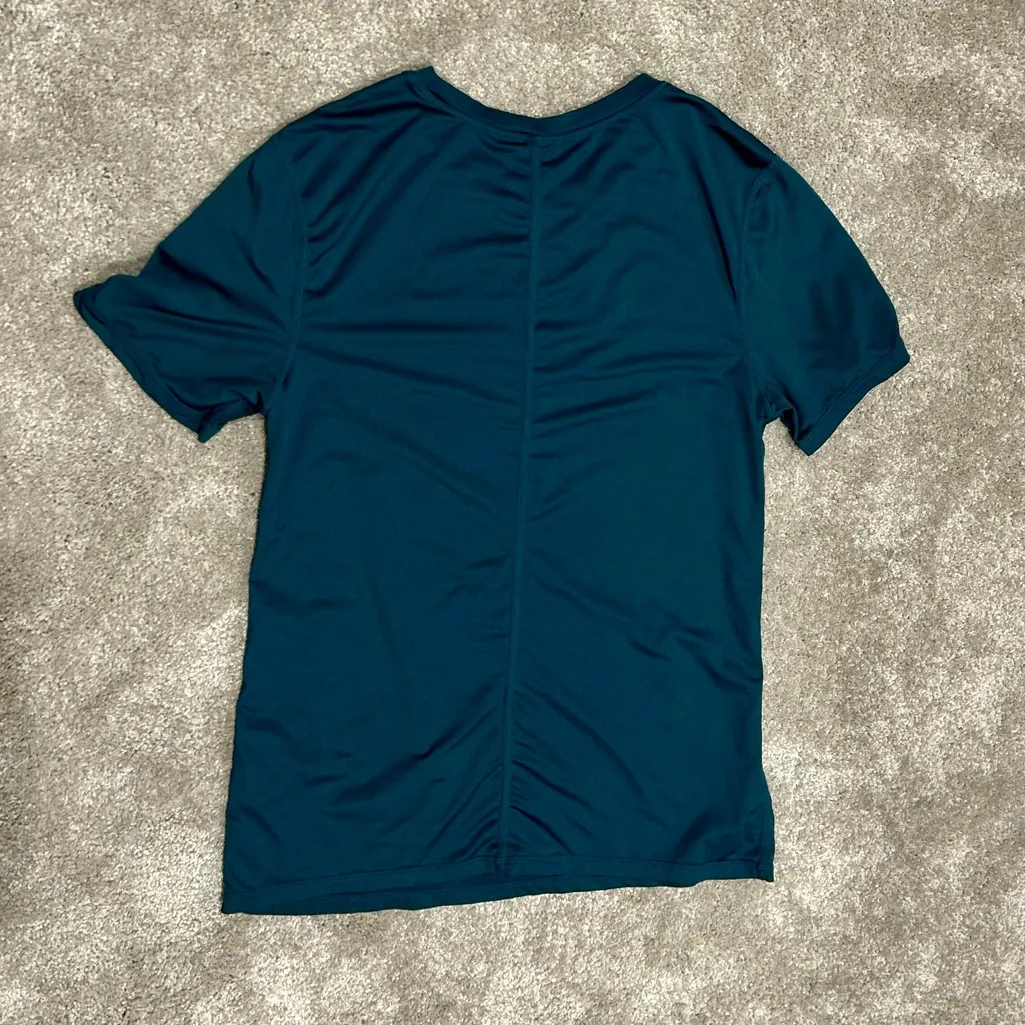 Teal T-Shirt Short Sleeve Active Crew Neck Basic Tee EUC Women's S Activewear - Image 2