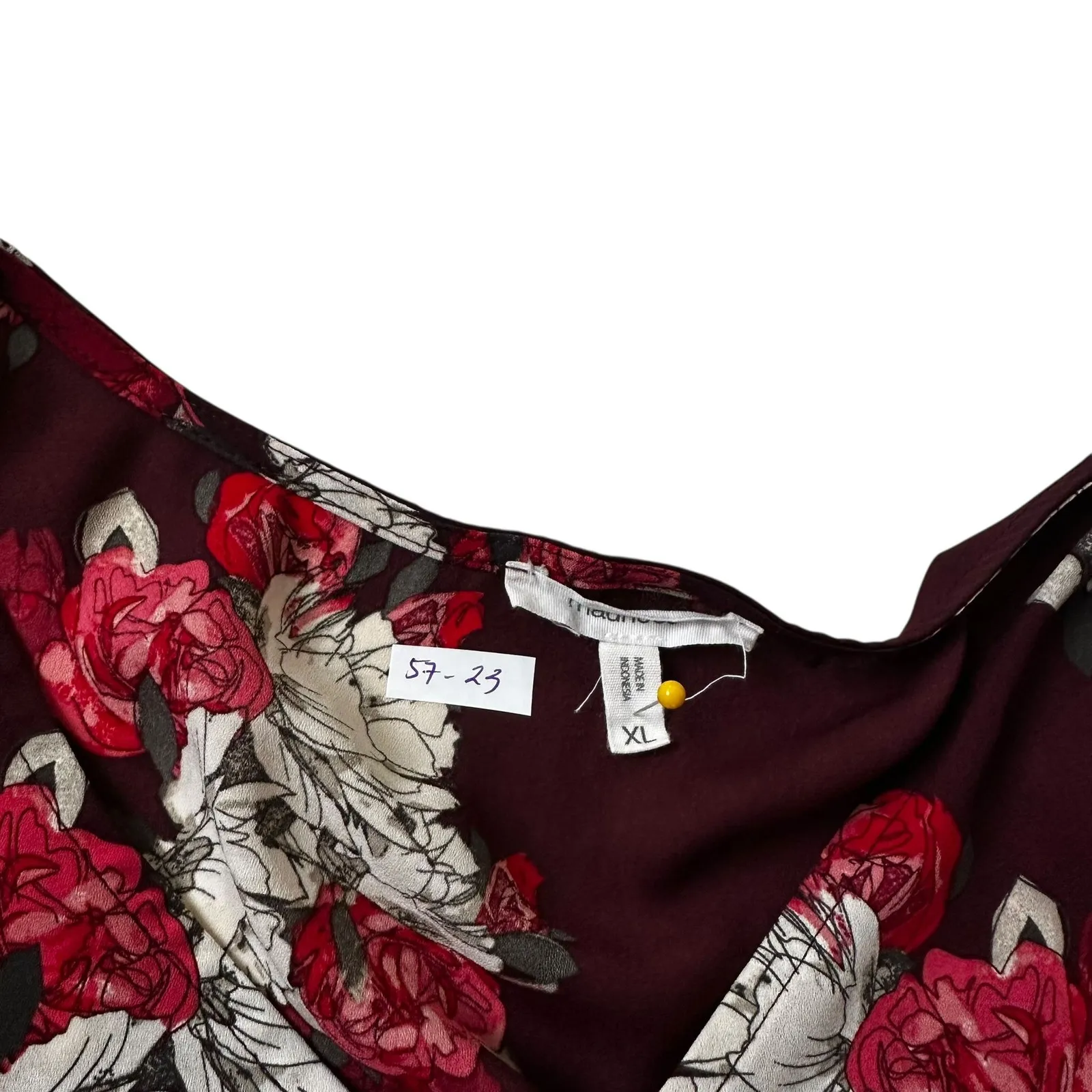 Maurices Maroon Floral V-Neck Top Women's Blouse Size Medium | 57-23 - Image 3