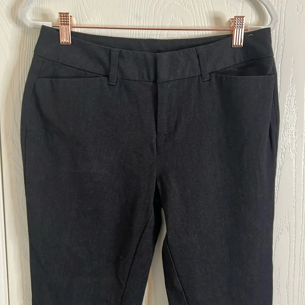 Faded Glory Grey/Black Business Trouser Cropped Pants. Size 6 - Image 2