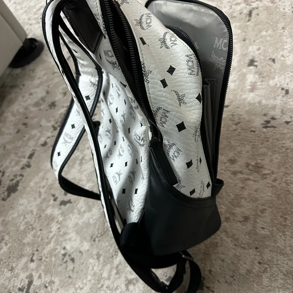 MCM Duke Visetos Backpack - Image 11