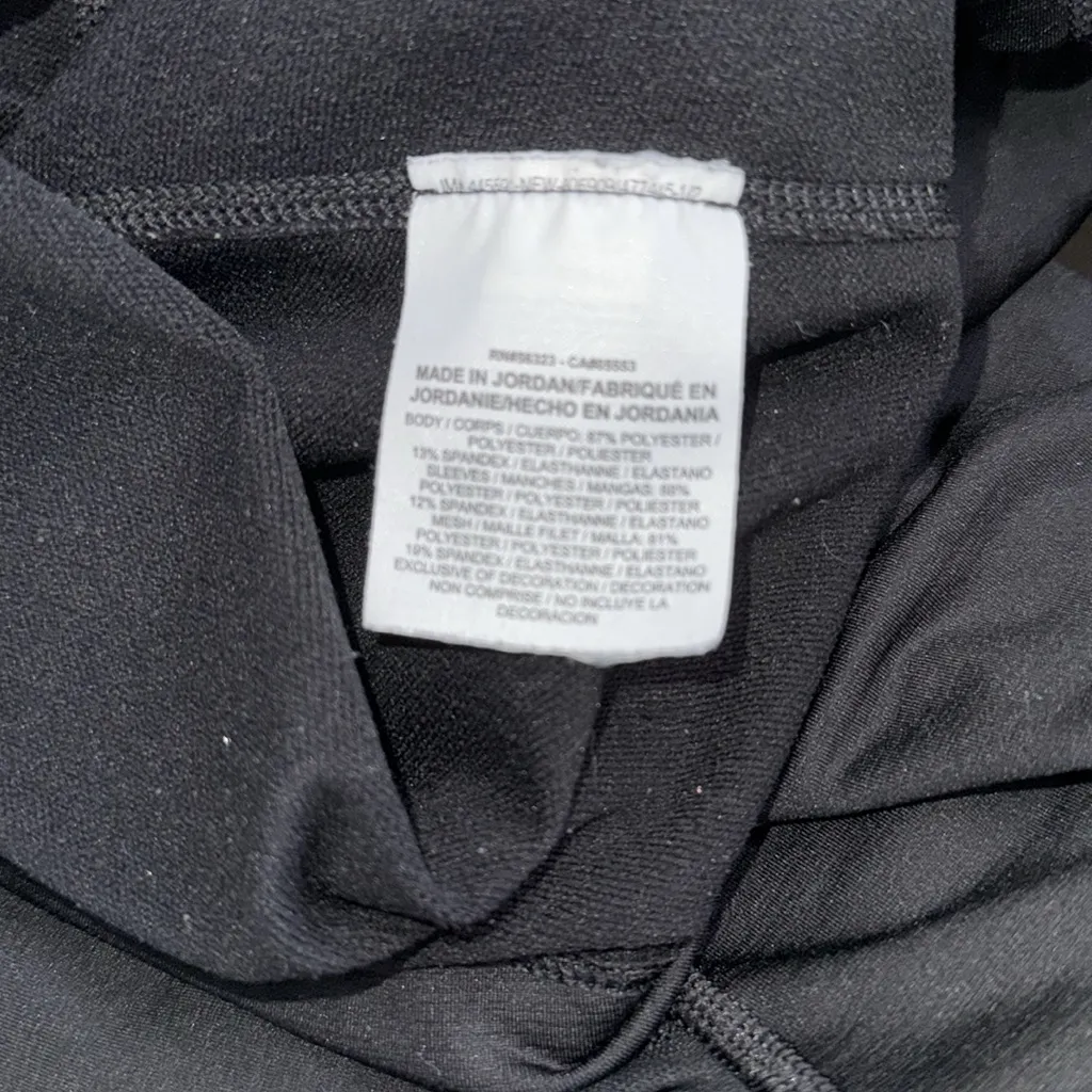 Nike Black and Gray Camo Sleeve Top - Image 6