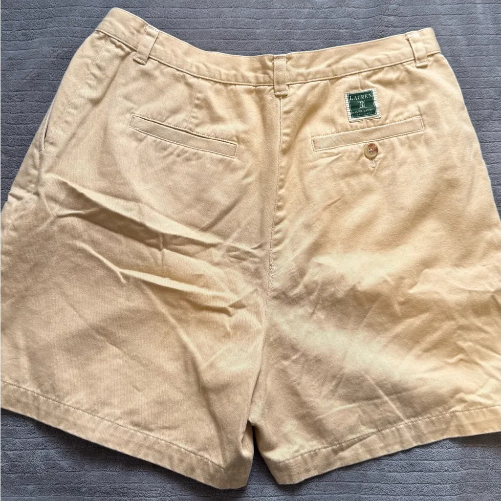 Vintage Lauren Ralph Lauren Tan Cotton Shorts Size 12P - Image 2