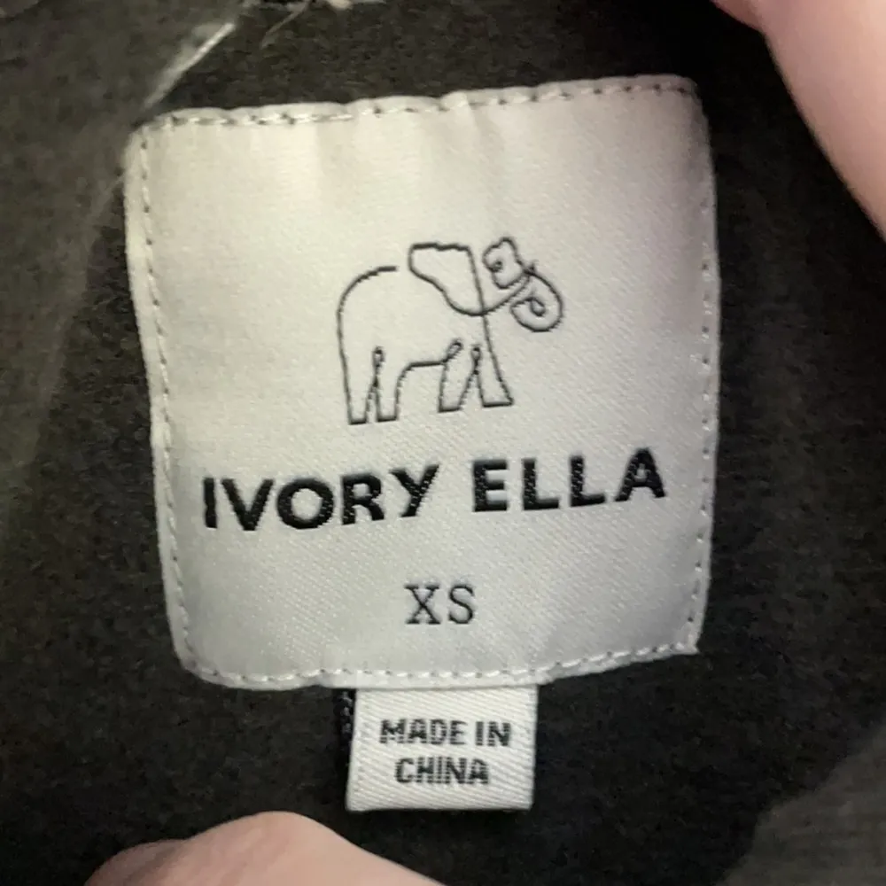 Ivory Ella Cropped Hoodie Metallic Foil Stars XS - Image 7