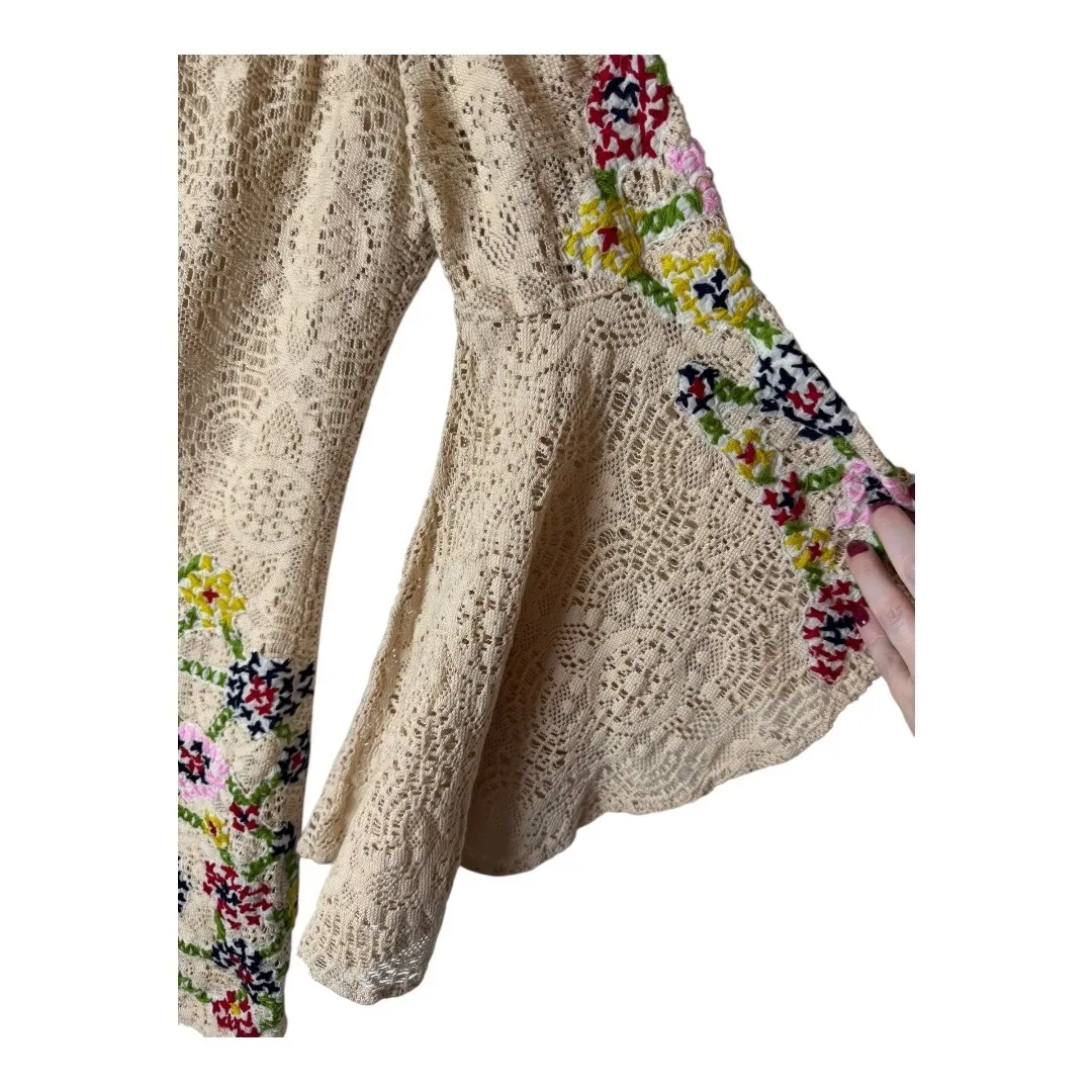 Judith March Shirt Women Large Beige Lace Embroidered Bell Sleeve Tunic Boho - Image 5