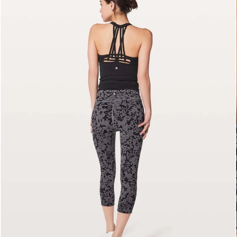 Lululemon Athletica In Movement Crop Everlux 19” Gray Patterned - Image 2