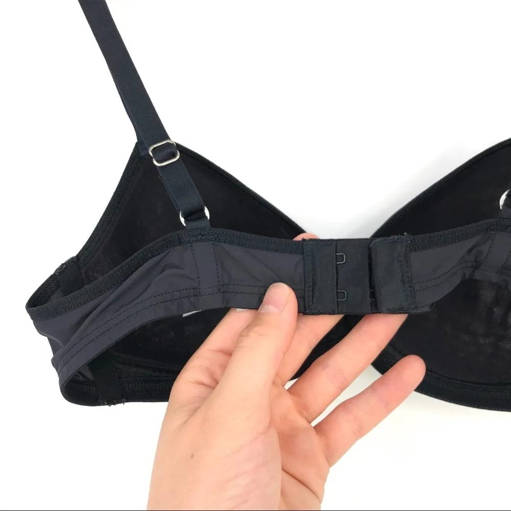 HANRO Smooth Illusion Bra Black 32B Size undefined - Image 6