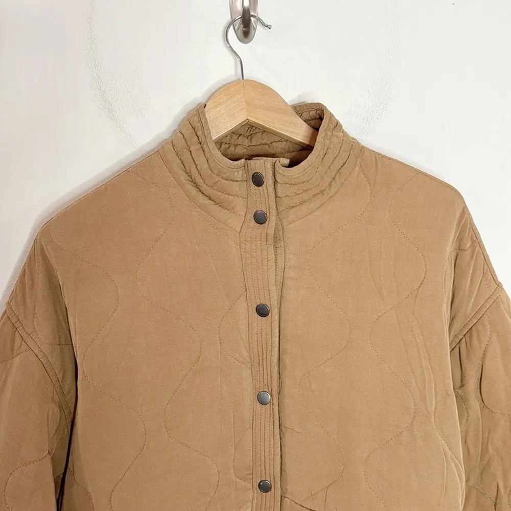Blank NYC chai tea quilted tencel drop shoulder jacket size L - Image 4