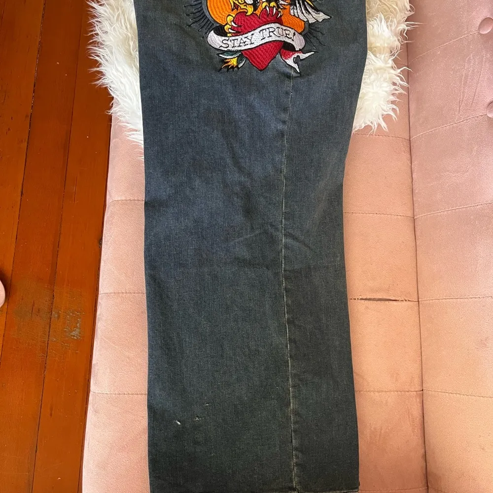🔥NWT Y2K ED HARDY Brave heart wide leg jeans.women’s iconic denim❤️🔥 - Image 10