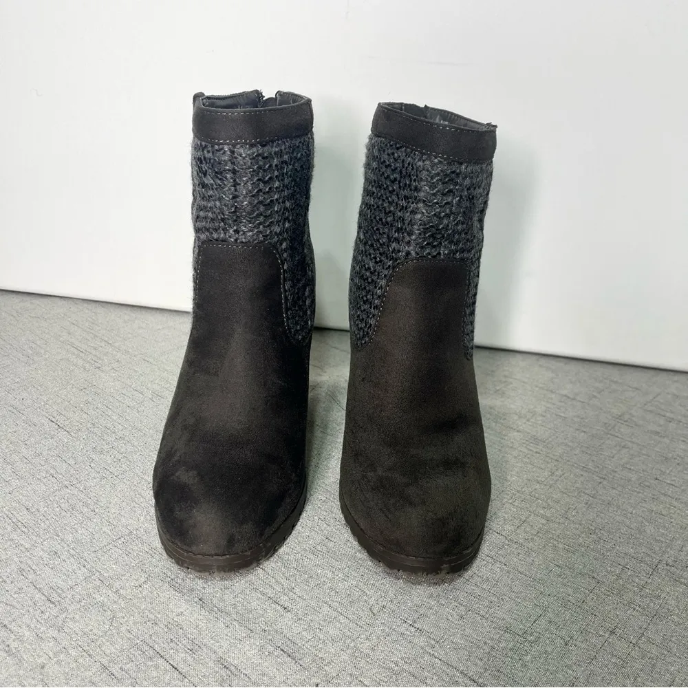 Juicy Contour Cable Knit High Heel Sweater Ankle Boots Gray 7.5 - Image 3