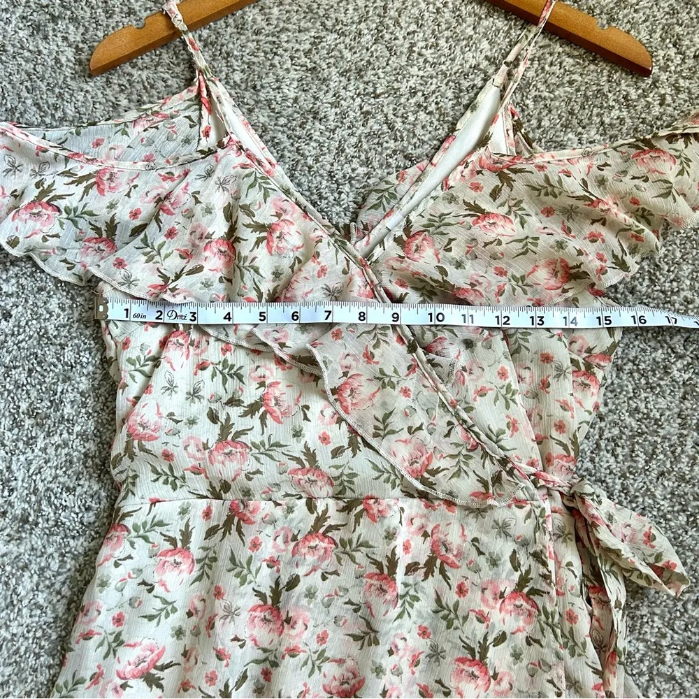 🦋 Xhilaration Cream Pink Floral V-Neck Ruffle Hi-Low Midi Dress Wedding Medium - Image 6