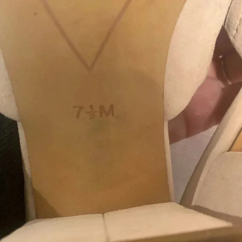 Halogen Women’s Size 7.5 Ballet Pink Suede Mules Open Toe Shoes Block Heel - Image 8