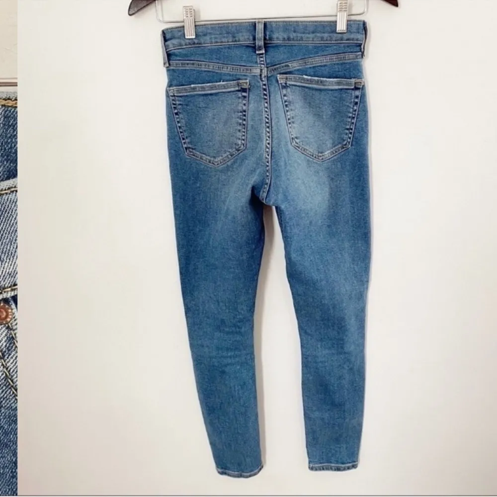 Topshop Moto High Rise Ankle Length Distressed Knees Skinny Jeans Size 26 Waist - Image 7
