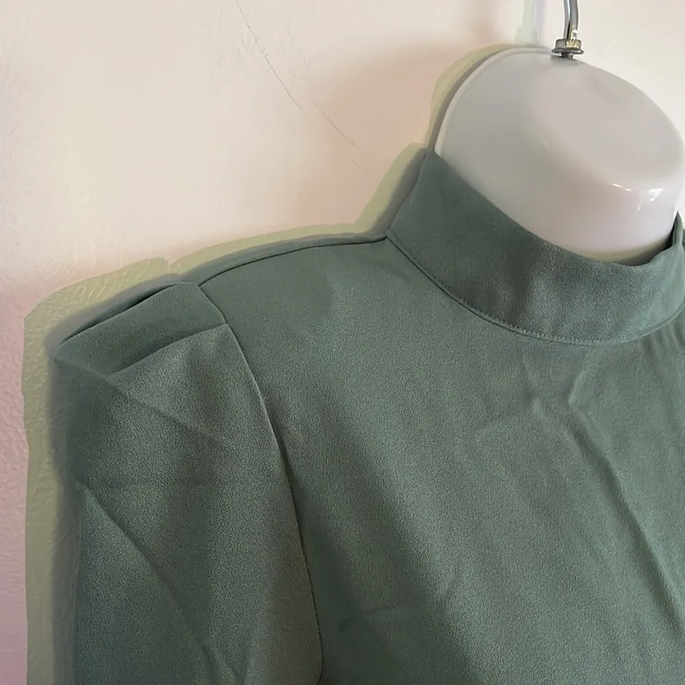 Pretty Little Thing skater dress - Image 7