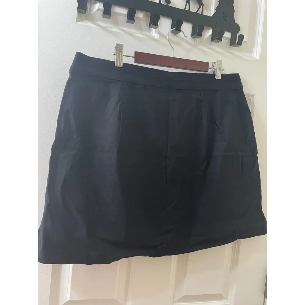 Rafaela Skort Women’s Size large Black Stretch Above Knee NWT - Image 6