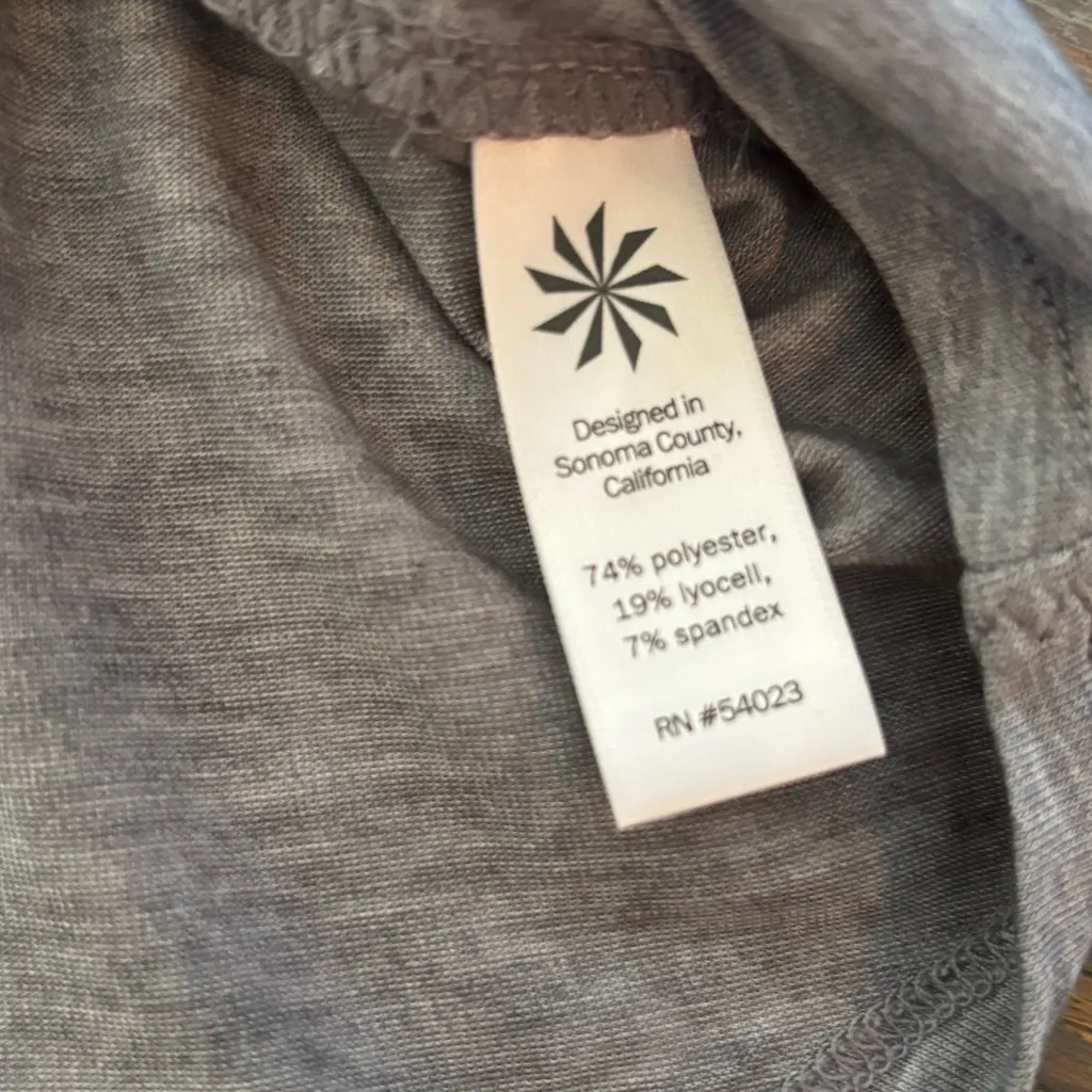 Athleta Gray Open Back Long Sleeve Top Size Large - Image 5