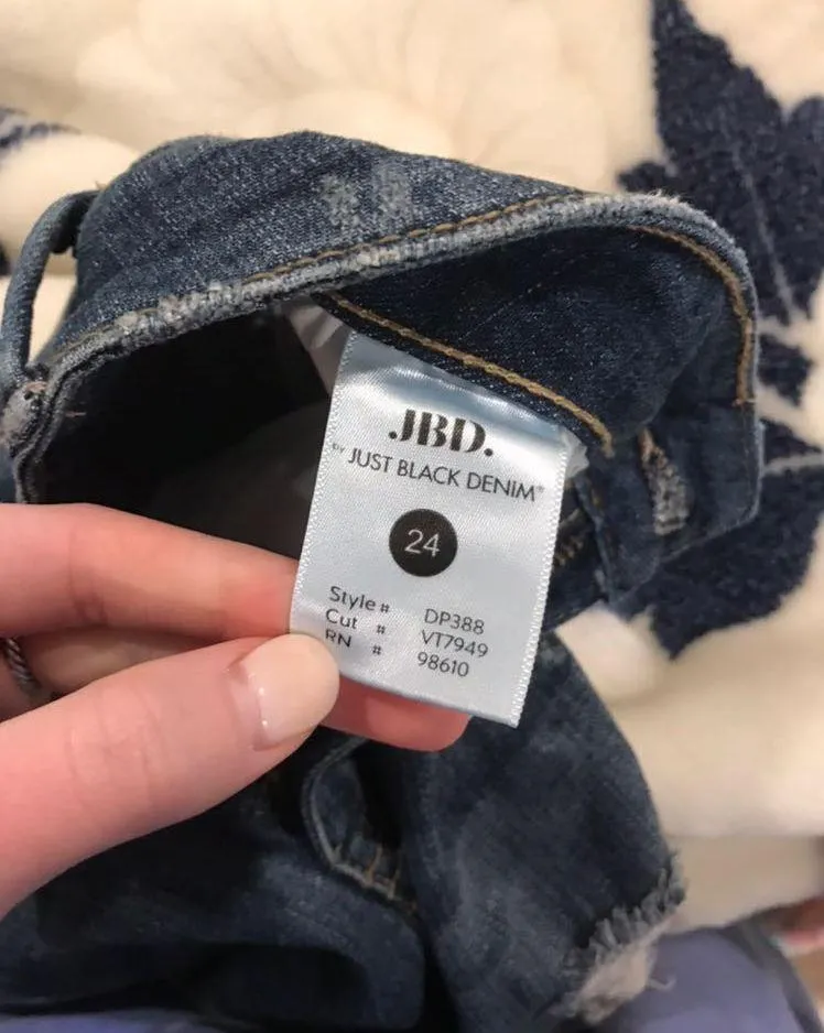 Ripped dark blue jeans - Image 4