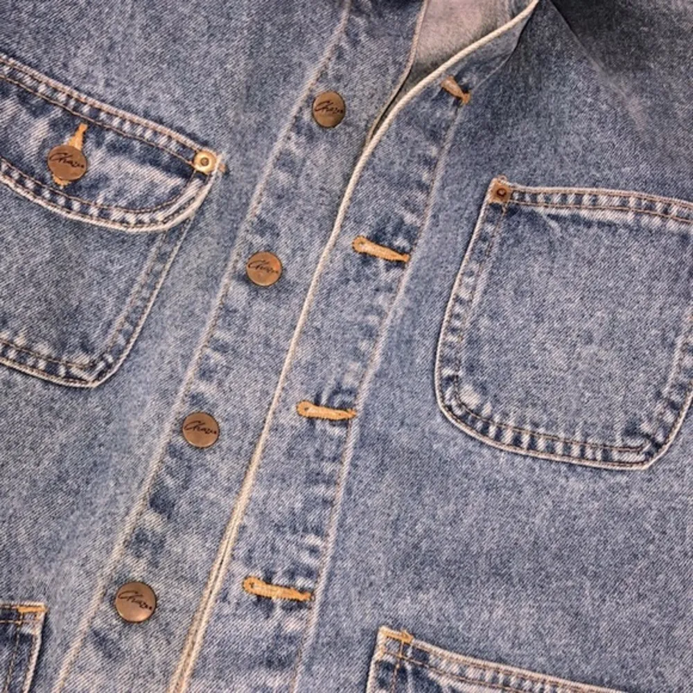 Vintage 70’s blue denim jean jacket size medium - Image 9