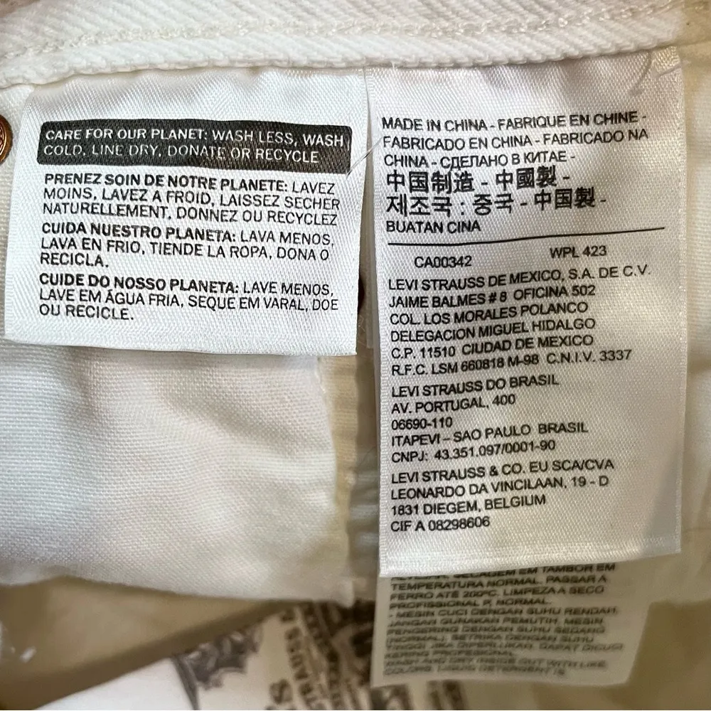 High Rise Button Fly White Denim Altered 501 Cut Off Jean Shorts 27 - Image 10