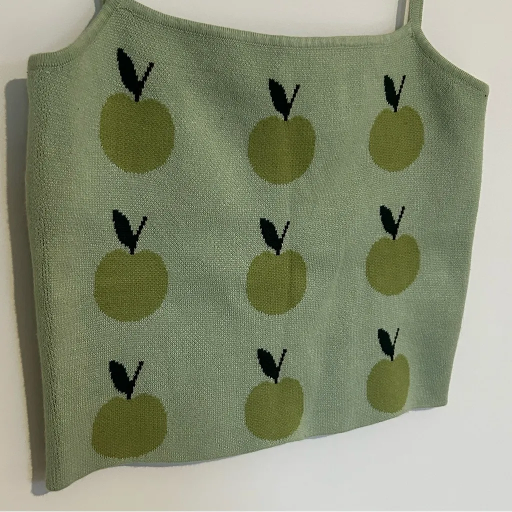 Vrg Grl Green Apple Sleeveless Square - Image 3