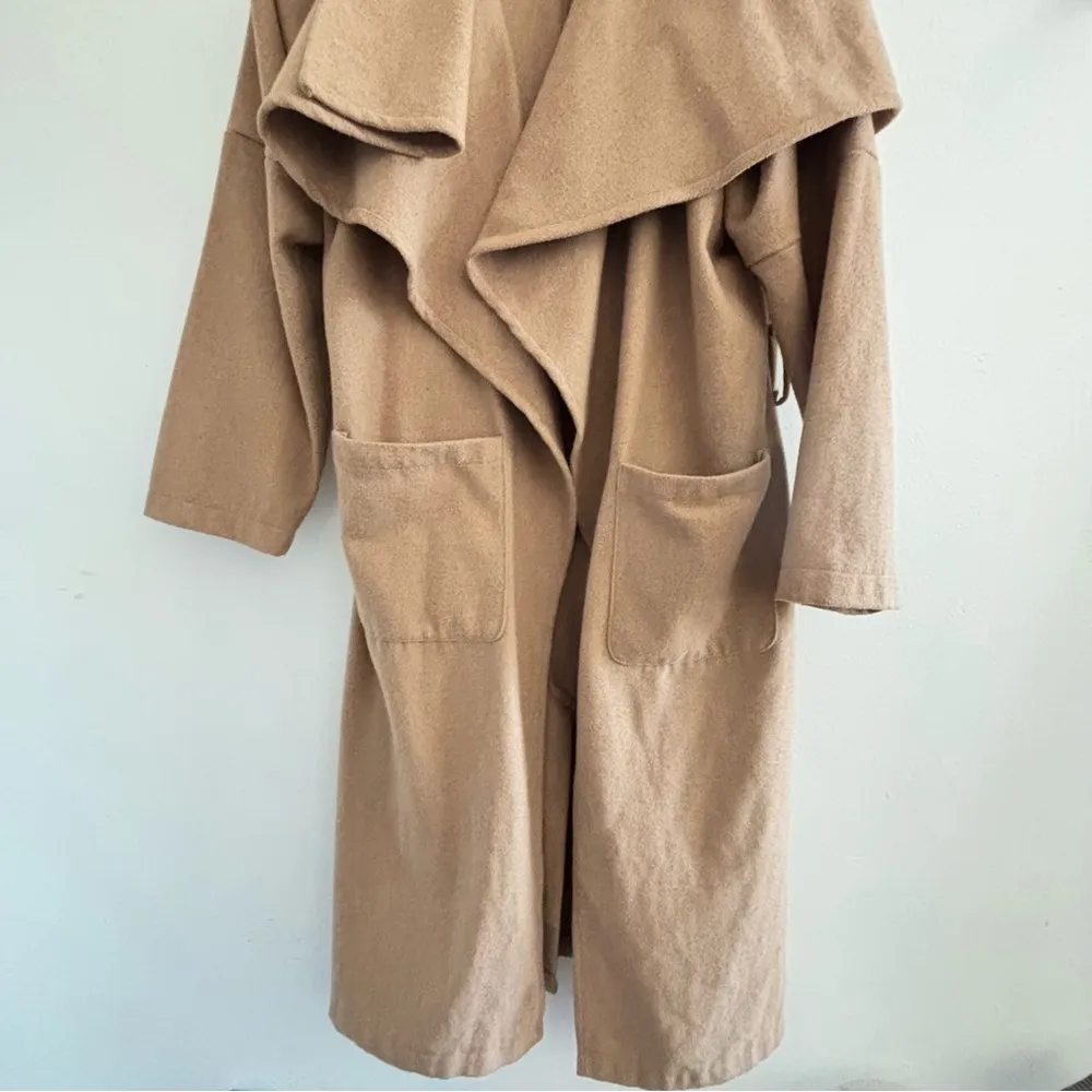 Women’s Oversized Waterfall Label Long Beige Camel Coat Size Large Tan - Image 5