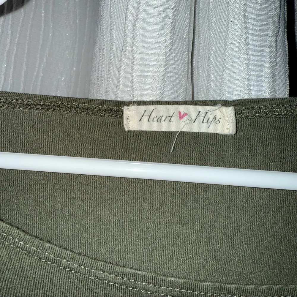 Heart Hips Green Sheath Dress with Bateau Neckline Size M - Image 2